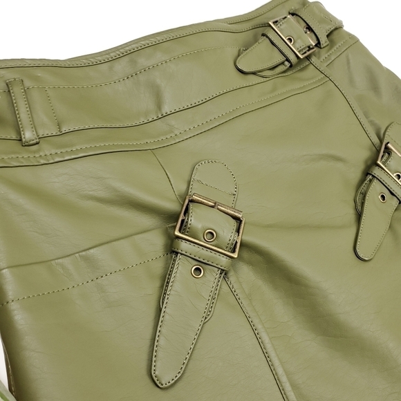 G By Giuliana Green Vegan Leather Buckle Skirt 4 - Picture 2 of 14